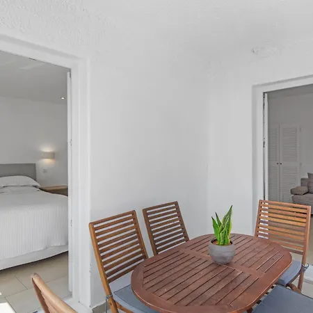 Paliomylos Aparthotel Naousa (Paros)