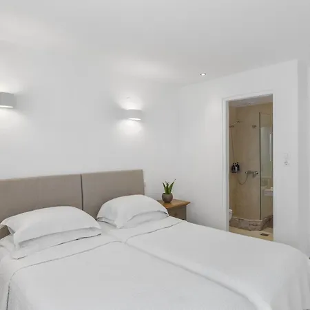 Paliomylos Aparthotel Naousa (Paros)
