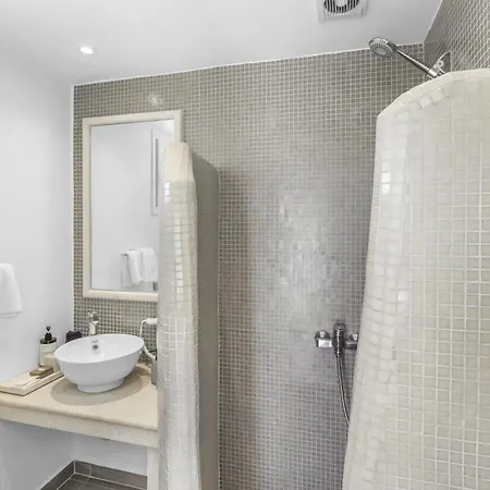 Paliomylos 4* Науса